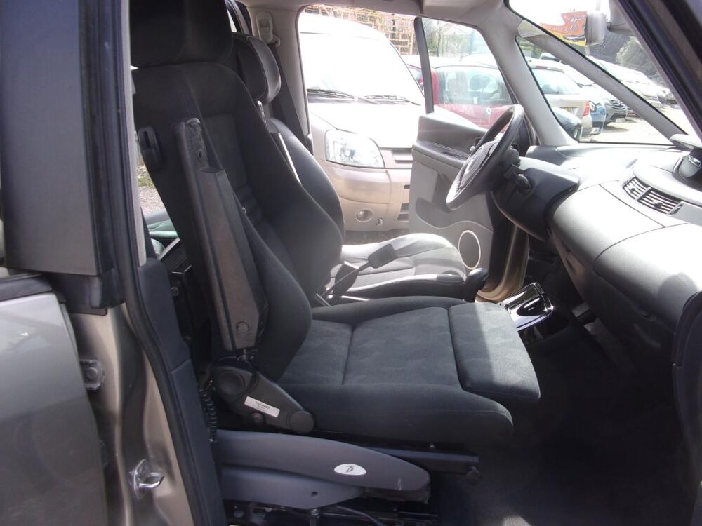 Espace IV 2.0 HDI 175 CV INTENSE FAP &Eacute;QUIP&Eacute; TPMR BOITE AUTO 2013 occasion 13510 &Eacute;guilles