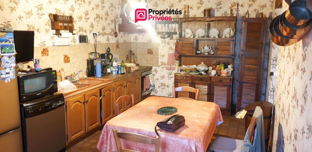 Propriété (ferme) avec 2 longères 330 m² + dépendances 640 m² et 20 ha de terre