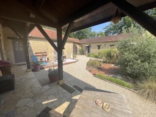  Propriété/château à vendre 11 pièces 300 m²