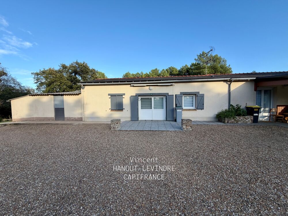 à vendre  Maison Villevêque (49140)