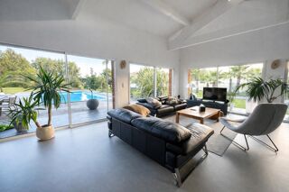  Maison à vendre 5 pièces 252 m²