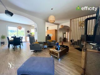  Maison  vendre 7 pices 275 m