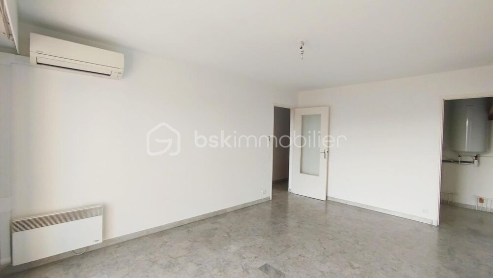 Appartement T2 de 45 m2 avec terrasse, parking et cellier, quartier Horts Sables à Fréjus