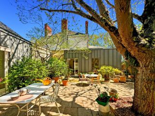  Maison � vendre 8 pi�ces 300 m�