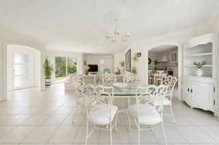  Maison à vendre 10 pièces 180 m²