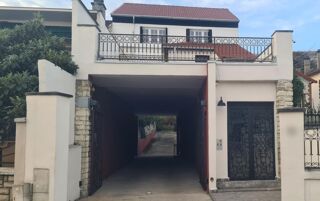  Immeuble à vendre 11 pièces 215 m²