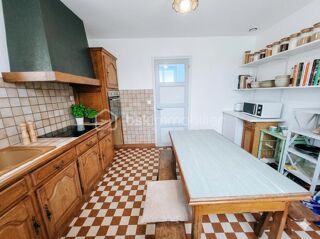  Propriété/château à vendre 6 pièces 150 m²