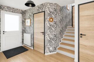  Maison � vendre 6 pi�ces 130 m� Montmain