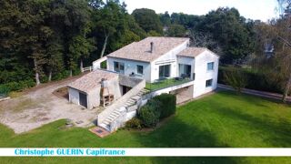  Maison à vendre 7 pièces 227 m²