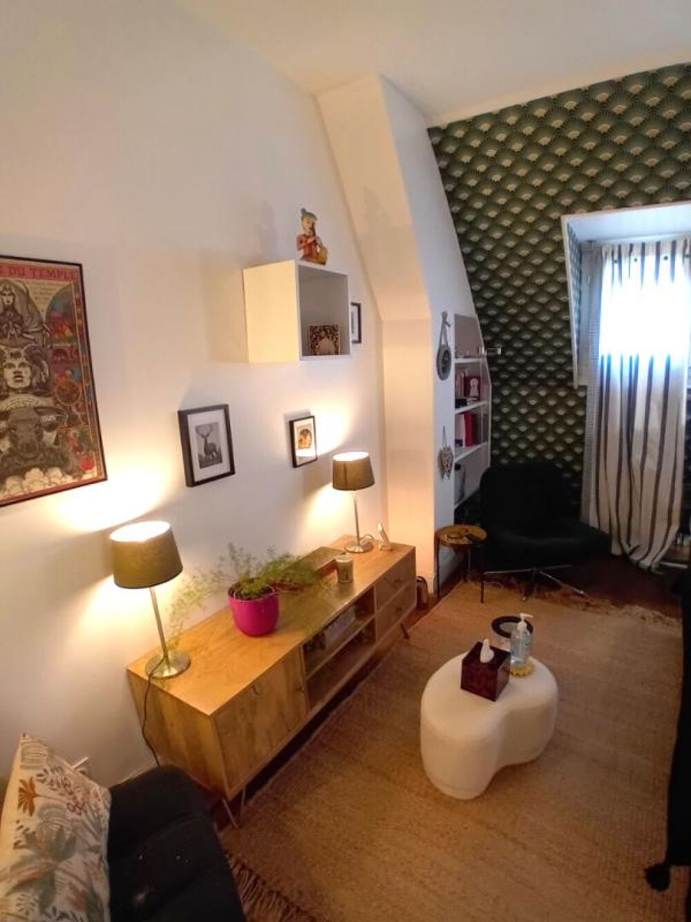 Vente Appartement Appartement Haussmannien 75 m² traversant,  Balcons, ascenseur, chambre de service au 8 étage Paris 12