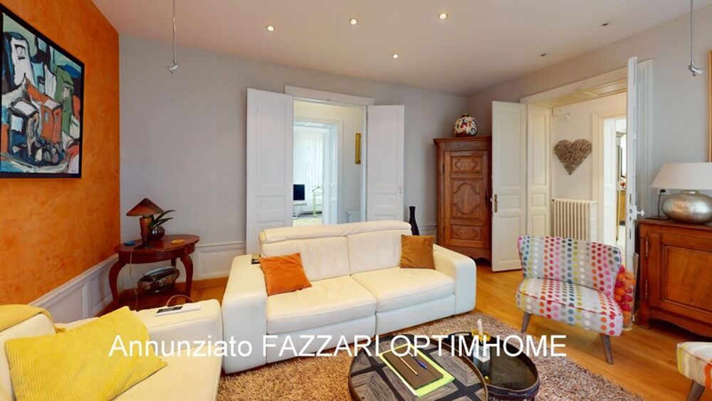 À Vendre en exclusivité à Dun sur meuse, Grande Maison de Maître avec Revenus Locatifs, proche Belgique et Luxembourg ! 244 m² h