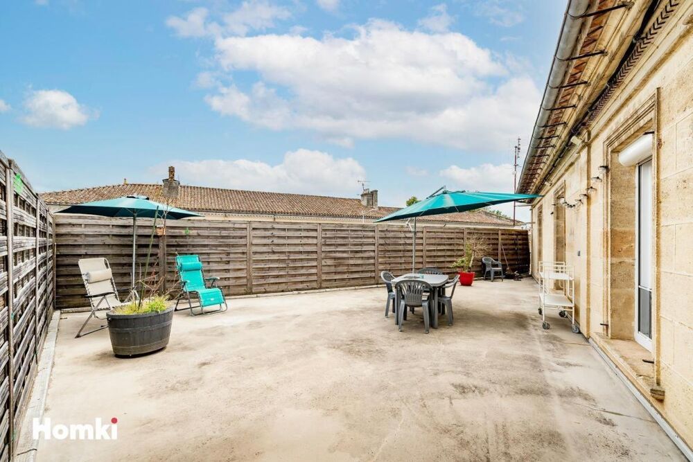 Proche Saint André de Cubzac T5 de 155 m²