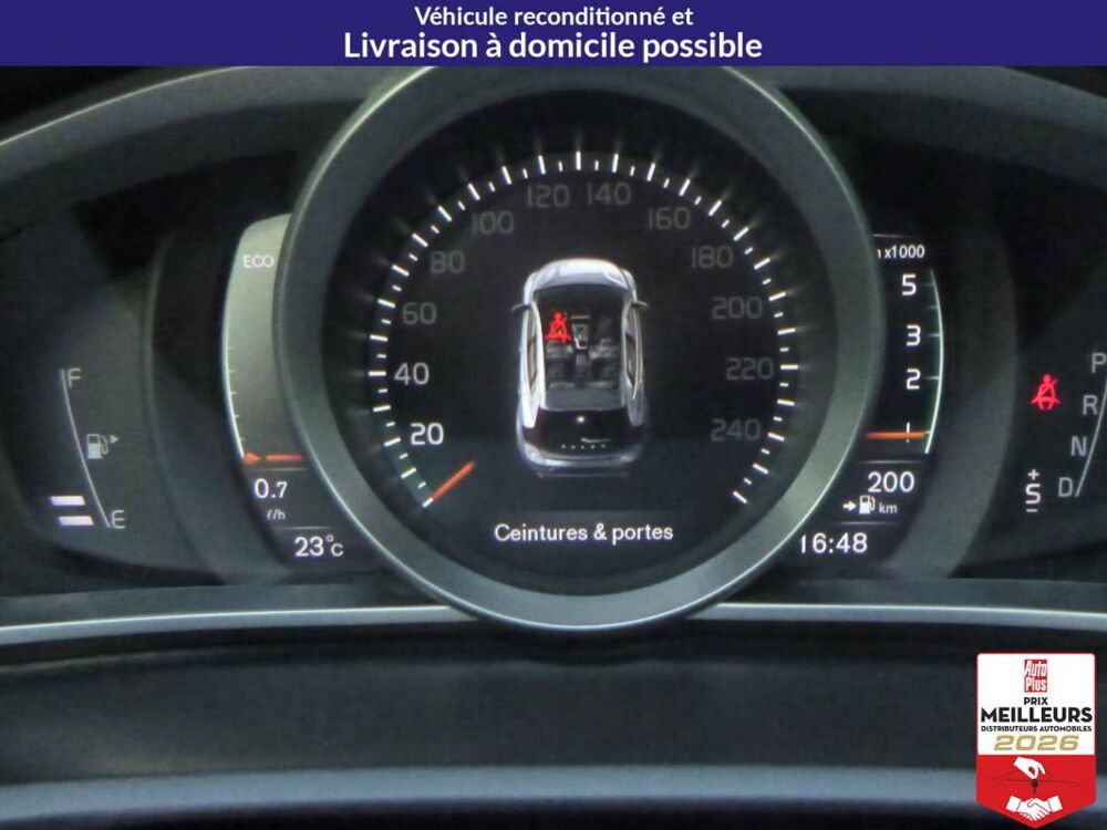 V40 D2 120 Geartronic 6 - Momentum 2017 occasion 10150 Lavau