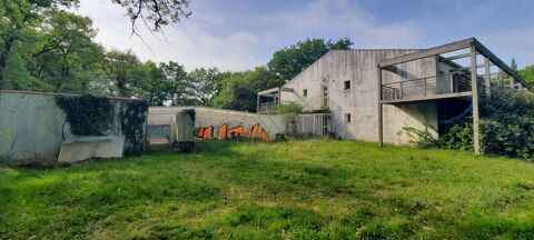   Domaine hôtelier rare entre La Rochelle et Niort, foncier exceptionnel avec parc arboré 