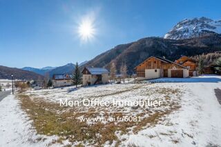  Terrain à vendre 5 pièces 800 m²