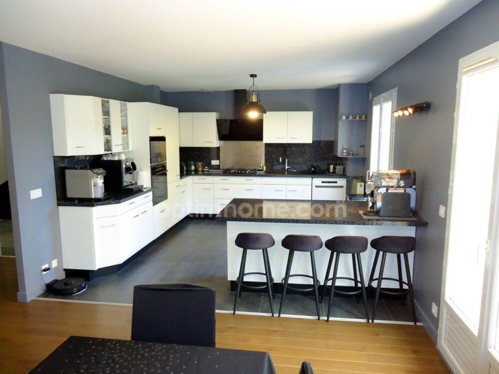 Maison / Villa à vendre à BELLOY EN FRANCE - 455 000 € - 145m2 - 5 pièces - Terrain de 572m2