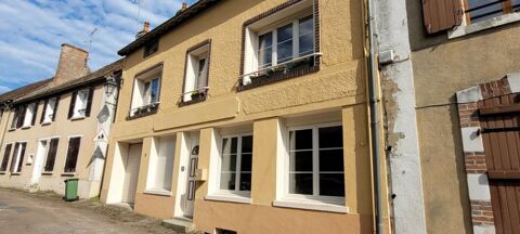   Maison de 167m2  louer sur St Amand en Puisaye Maison - 6 pice(s) - 167 m