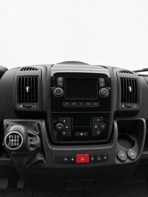 Jumper 1&deg; Main / 2.2L B HDI 120cv Pack DRIVER L1H1 CLIM/REGUL/LIMIT 2022 occasion 60430 Abbecourt