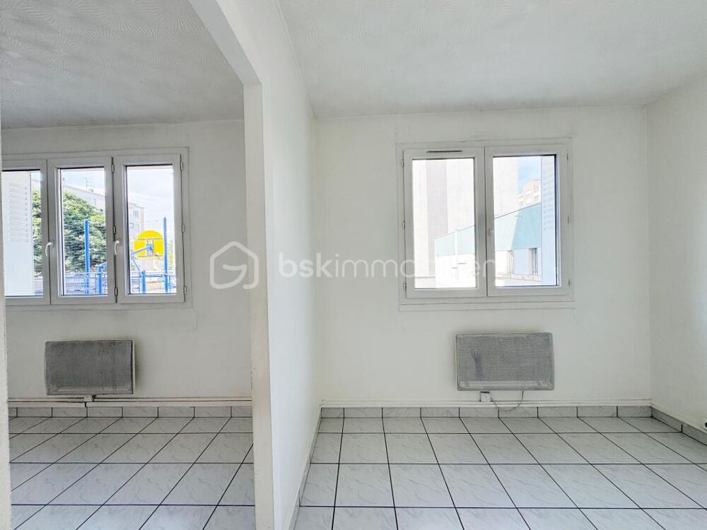 Vente Appartement SAINT-MARTIN-D'HÈRES - T4 TRAVERSANT DE 60 M², RÉSIDENCE FERMÉE ET SÉCURISÉE Saint martin d heres
