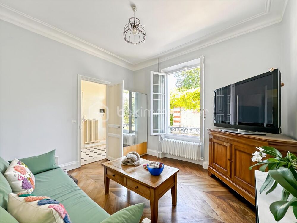 Maison bourgeoise 233 m2 - 5 chambres - sous-sol - jardin