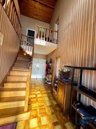  Maison � vendre 11 pi�ces 165 m�