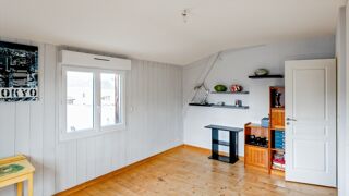  Maison  vendre 7 pices 230 m