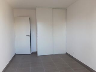 Appartement à louer 2 pièces 42 m²