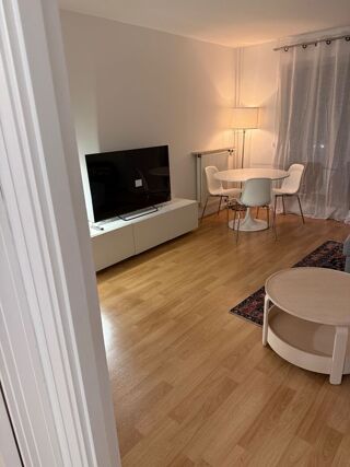  Appartement à louer 1 pièce 35 m²