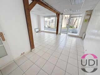  Immeuble  vendre 3 pices 73 m