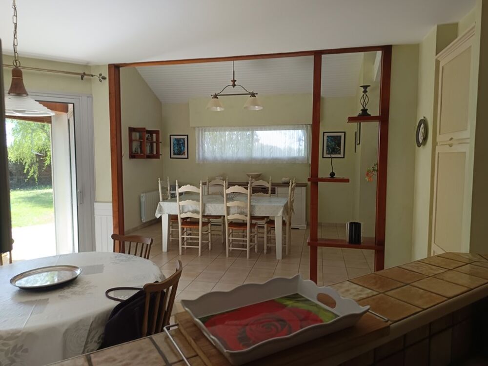 Maison dArchitecte Lumineuse 4 chambres , Piscine et Grand Jardin Paysager