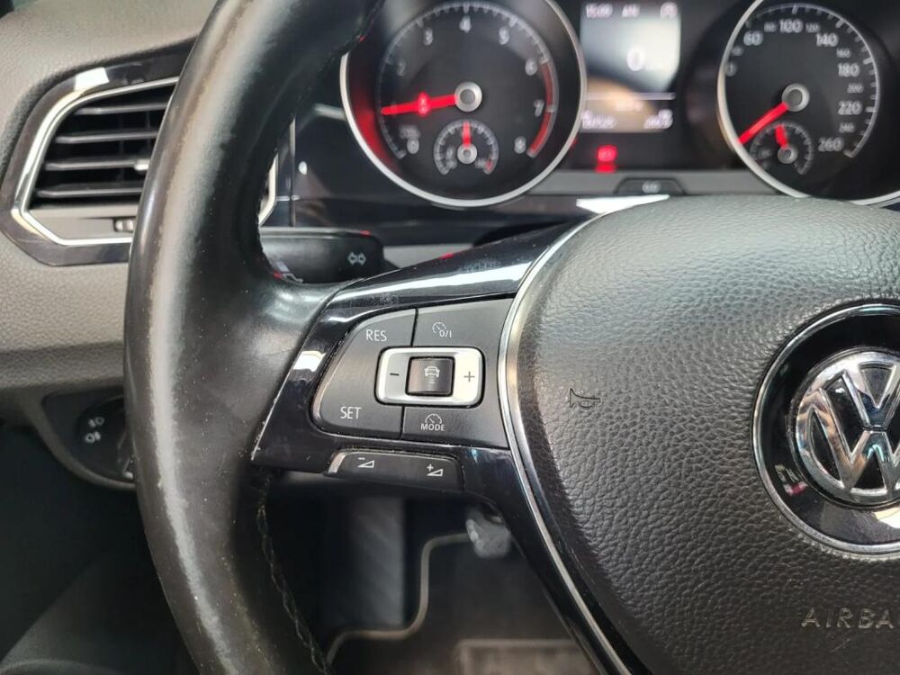 Golf Sportsvan 1.4 TSI 125 BlueMotion Technology Carat 2016 occasion 06700 Saint Laurent Du Var
