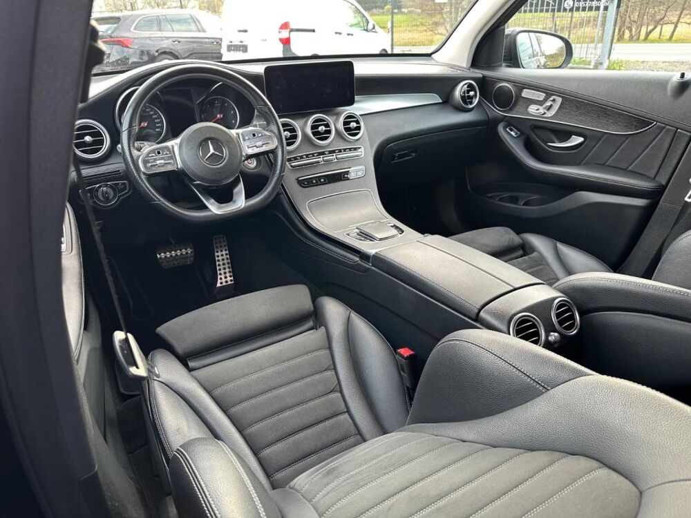 Classe GLC 300 4MATIC AMG Line – LED Chauffage Stationnaire Attelage 2020 occasion 33000 Bordeaux