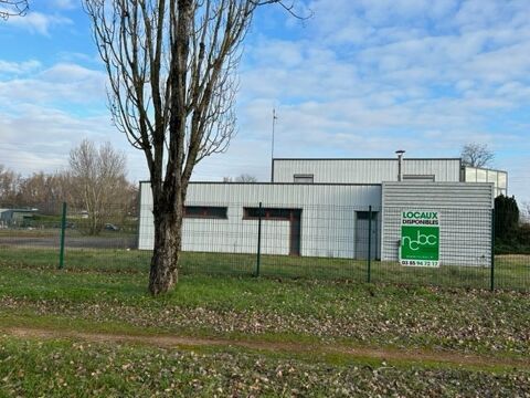   A VENDRE - ENSEMBLE IMMOBILIER 