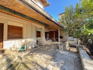  Immeuble � vendre 12 pi�ces 700 m�