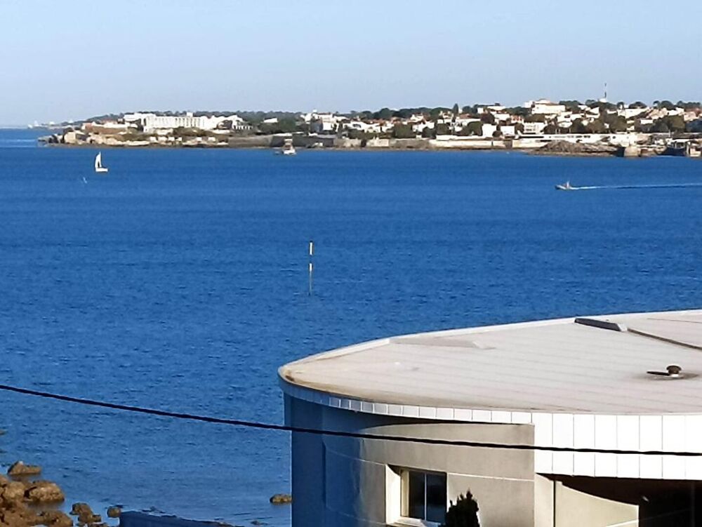 Vu mer panoramique ? Appartement T2 avec terrasse, parking et cave