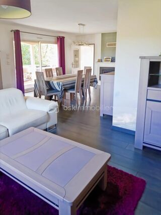  Maison  vendre 7 pices 184 m