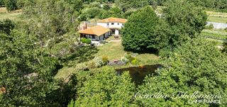  Maison  vendre 8 pices 218 m