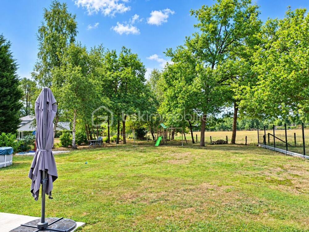 Vente Maison Exclusivité - Maison contemporaine de plain-pied avec 4 chambres à Guécélard Guecelard