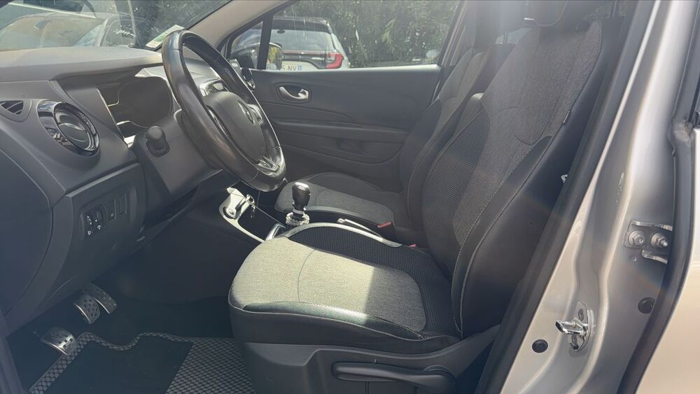 Captur 1.3 TCe 130 Intens 2019 occasion 06440 L Escarene