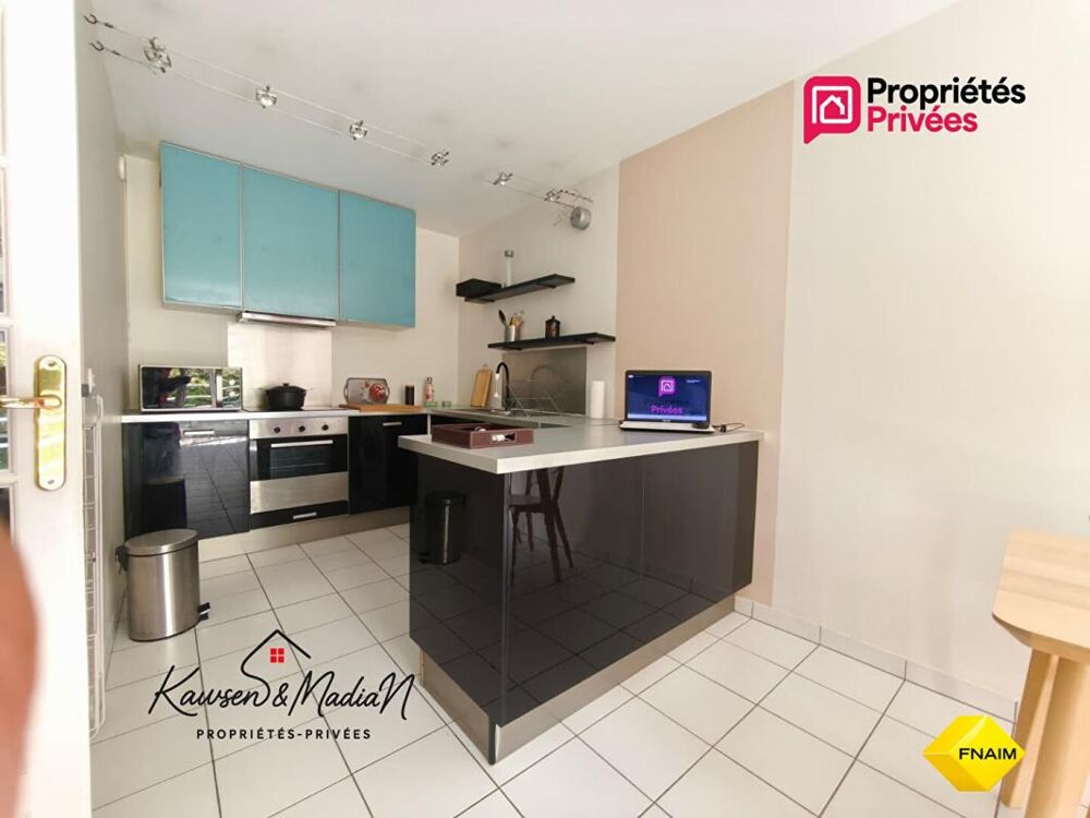 Vente Appartement Appartement 2 pièces quartier Bordeaux Saint-Seurin  Fondaudège avec parking et cellier Bordeaux