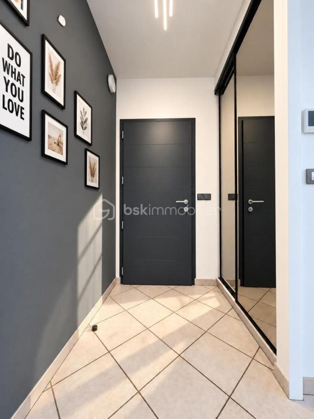 Vente Maison Maison familiale de 132 m² avec piscine, garage sur un terrain de 1492 m² sur la commune de Saint-Sauveur Saint marcellin