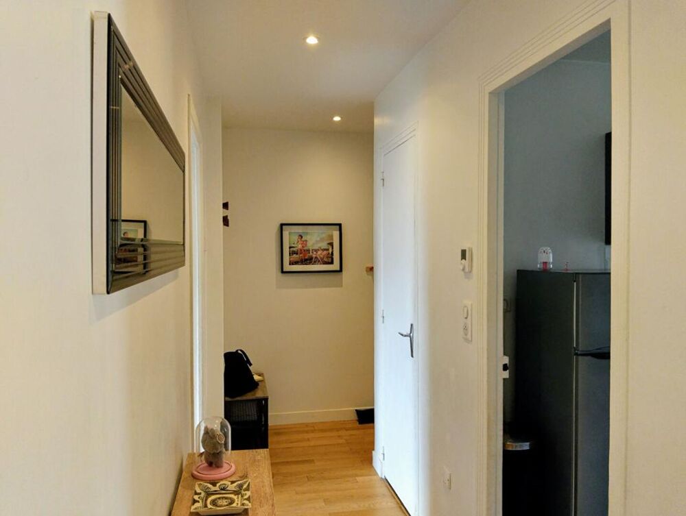 Vente Appartement Elégant trois-pièces en parfait état avec vue sur l'horizon Paris 15