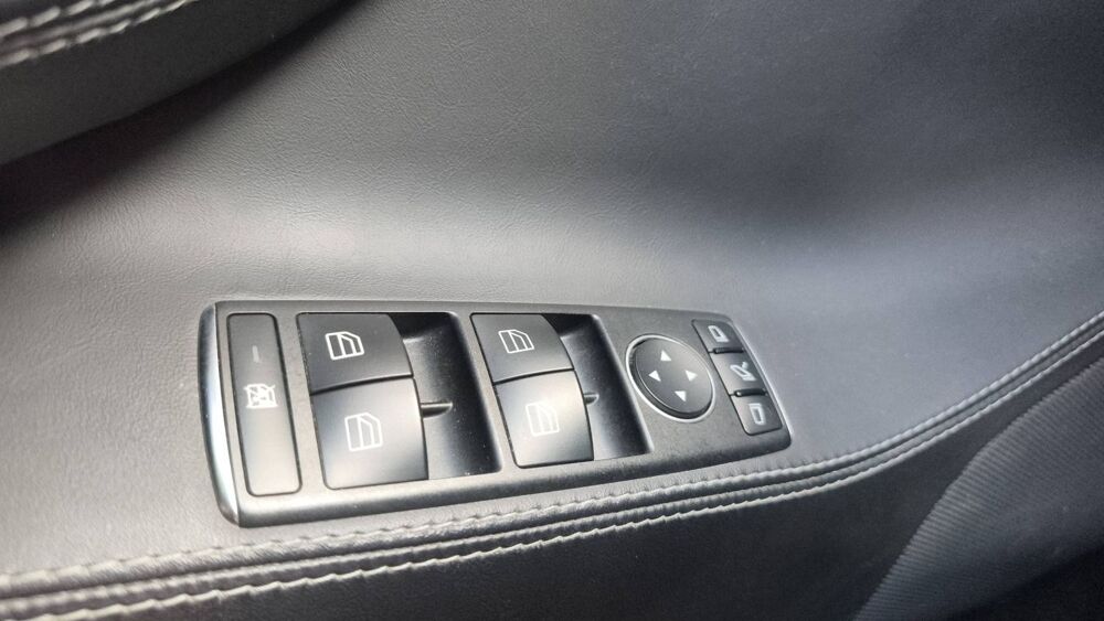 Model S 100D Dual Motor AWD 525 Grande Autonomie - Automatique Toit 2018 occasion 62910 Eperlecques