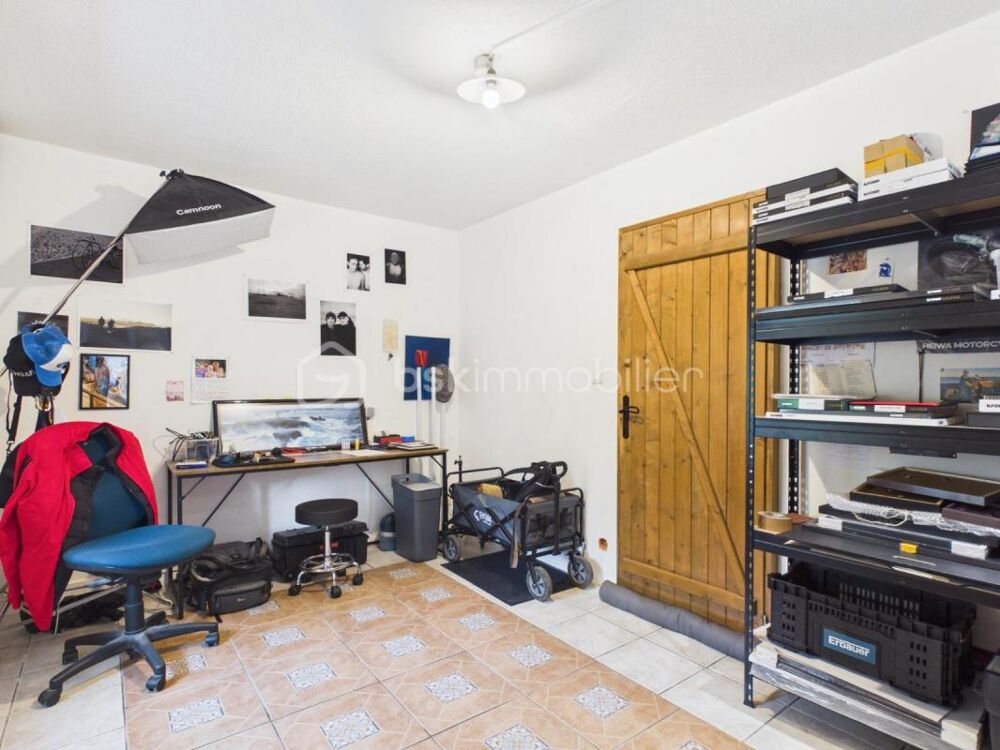 Vente Maison MAISON DE CARACTÈRE À RÉNOVER – 191 M² – 5 CHAMBRES – BROIN Broin