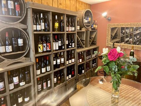   Fonds de Commerce BAR TAPAS. LICENCE III. Avec APPARTEMENT 