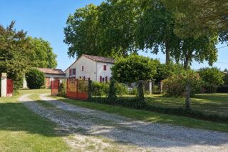  Maison à vendre 8 pièces 210 m²