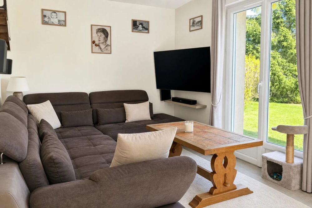 Maison lumineuse 96m² à Saint-Hymer, terrain de 3700m²