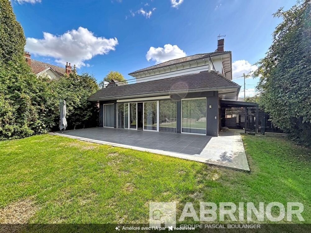 MAISON DE FAMILLE INDIVIDUELLE BÂTIE SUR 1770M²