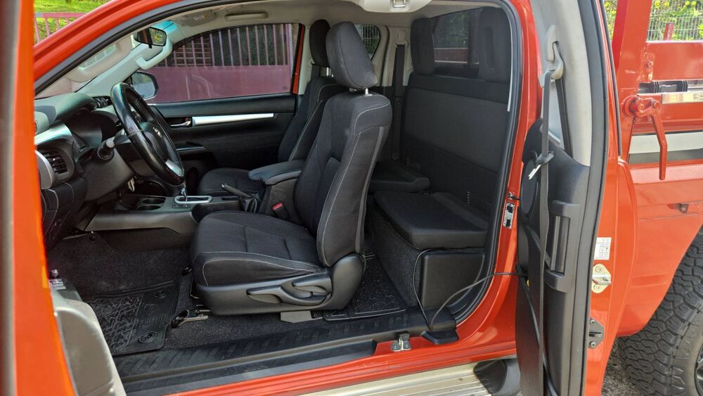 Hilux X-Tra Cabine 2.8 D-4D 204 4X4 BVA6 Invincible - Automatique 2022 occasion 97225 Marigot