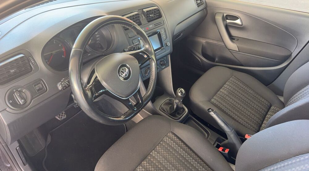 Polo V 1.0 60 Limited Edition - 5 places 2015 occasion 18000 Bourges